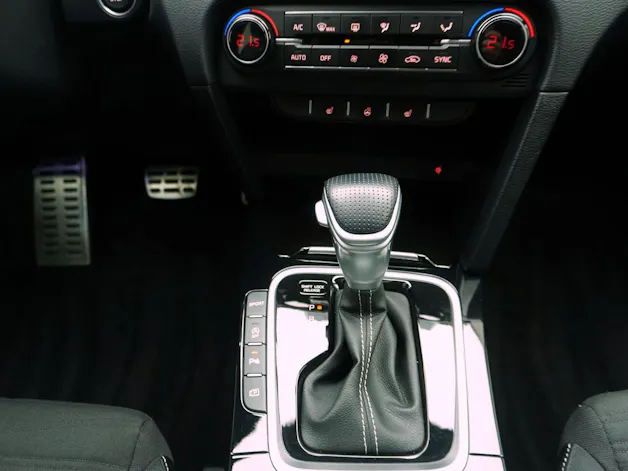 Kia Ceed 1.5 T-GDi MHEV Power