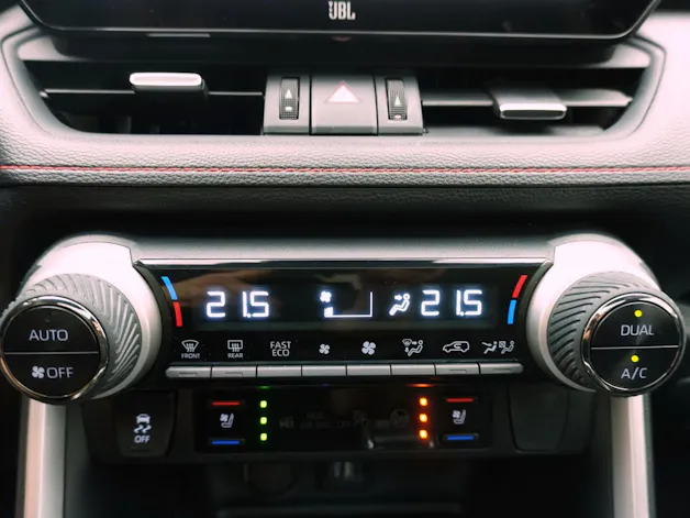 Toyota RAV4 2.5 Plug-In-Hybrid Platinum