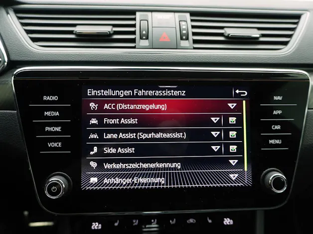 Škoda Superb Combi 1.4 TSI DSG PHEV Sport Line