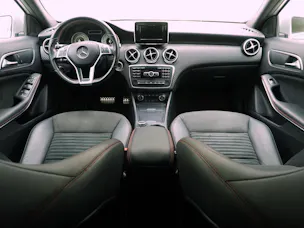 MERCEDES-BENZ A-Klasse A 220 CDI AMG Line 4matic