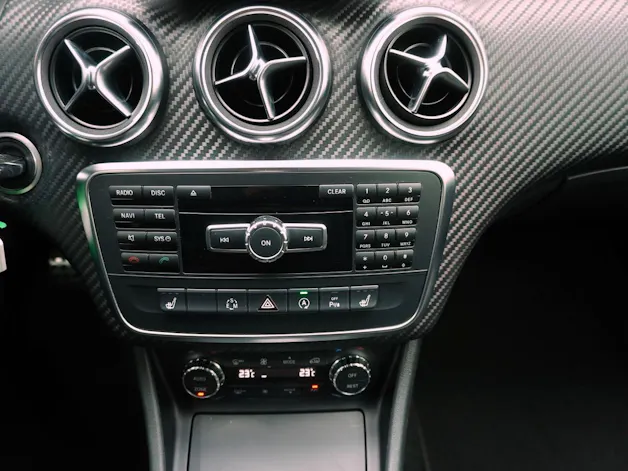 MERCEDES-BENZ A-Klasse A 220 CDI AMG Line 4matic