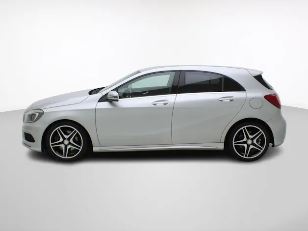 Mercedes-Benz A-Klasse A 220 CDI AMG Line 4matic