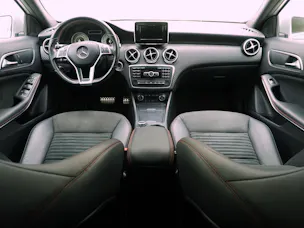 MERCEDES-BENZ A-Klasse A 220 CDI AMG Line 4matic