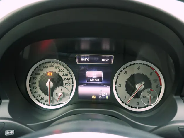 MERCEDES-BENZ A-Klasse A 220 CDI AMG Line 4matic