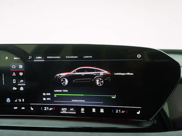 Audi Q6 e-tron Sportback S line quattro