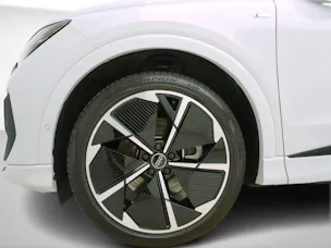 Audi Q4 e-tron Sportback 55 S line quattro
