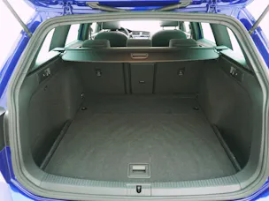 VW Golf 7 Variant 2.0 TSI DSG R 4Motion