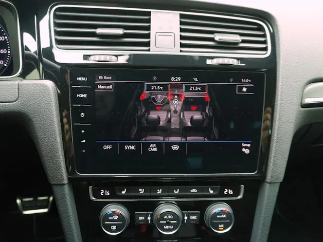 VW Golf 7 Variant 2.0 TSI DSG R 4Motion