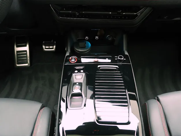 Audi A6 e-tron Avant S line quattro