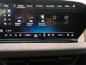 Audi A6 e-tron Avant S line quattro