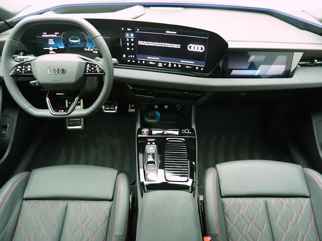 Audi A6 e-tron Avant S line quattro