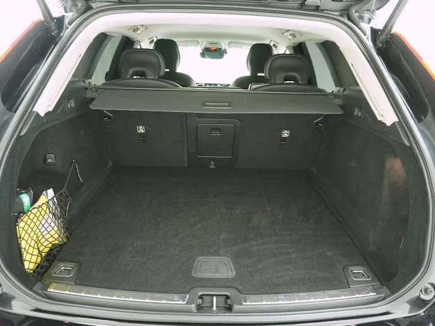 Volvo XC60 2.0 B4 MH Momentum AWD