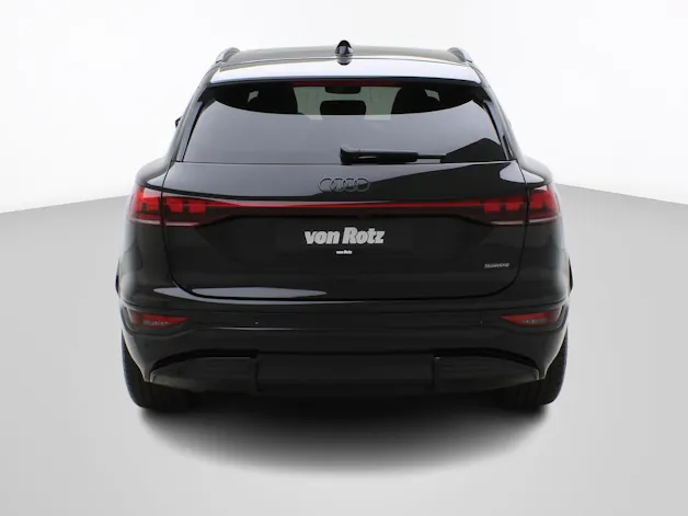 Audi Q6 e-tron S line quattro