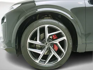 Audi Q6 e-tron S line quattro