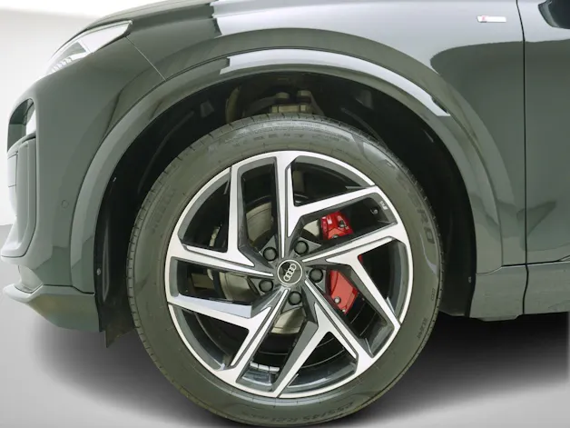 Audi Q6 e-tron S line quattro