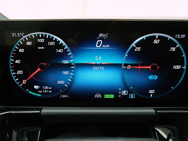 Mercedes-Benz EQA 350 Swiss Star AMG Line 4matic