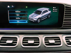 Mercedes-Benz GLE-Klasse GLE 300 d AMG Line 4matic