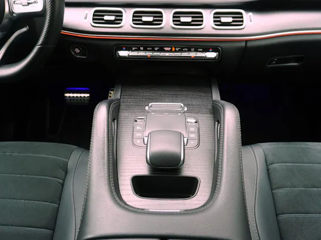 Mercedes-Benz GLE-Klasse GLE 300 d AMG Line 4matic