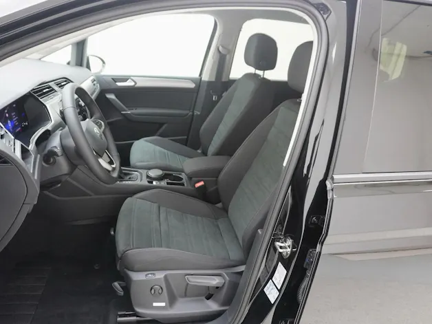 VW Touran 1.5 TSI R-Line DSG