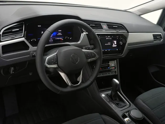 VW Touran 1.5 TSI R-Line DSG