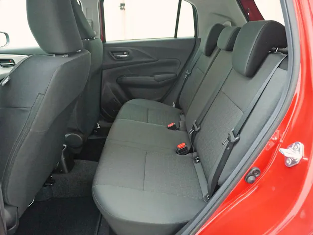 Suzuki Swift 1.2 Sakura Top Hybrid 4x4