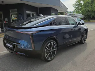 DS Automobiles No8 E-Tense Jules Verne 4x4
