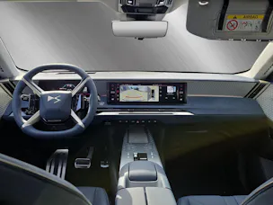 DS Automobiles No8 E-Tense Jules Verne 4x4