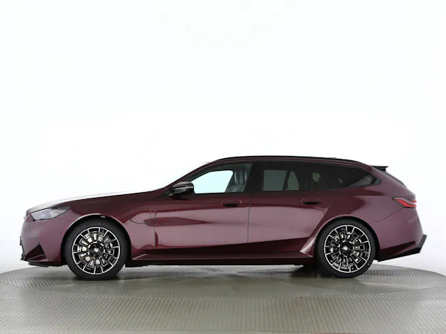 BMW M5 xDrive Touring