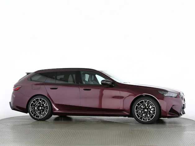 BMW M5 xDrive Touring