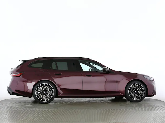 BMW M5 xDrive Touring