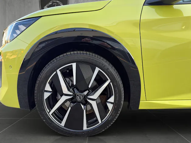 Peugeot 208 1.2 Hybrid 145 GT