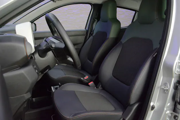 Dacia Spring Extreme  *CCS-Ladeanschluss*