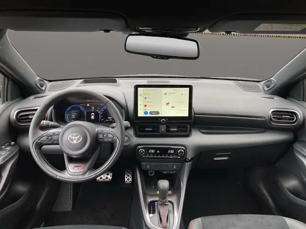 Toyota Yaris 1.5 VVT-i HSD GR Sport