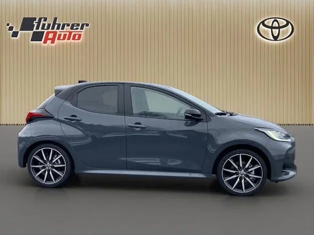 Toyota Yaris 1.5 VVT-i HSD GR Sport