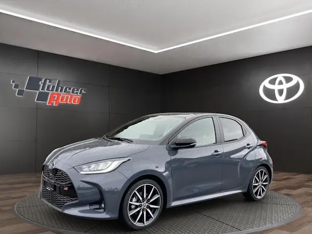 Toyota Yaris 1.5 VVT-i HSD GR Sport