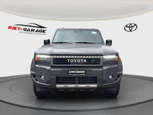 Toyota Land Cruiser 2.8 D 48V Style