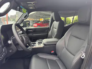 Toyota Land Cruiser 2.8 D 48V Style