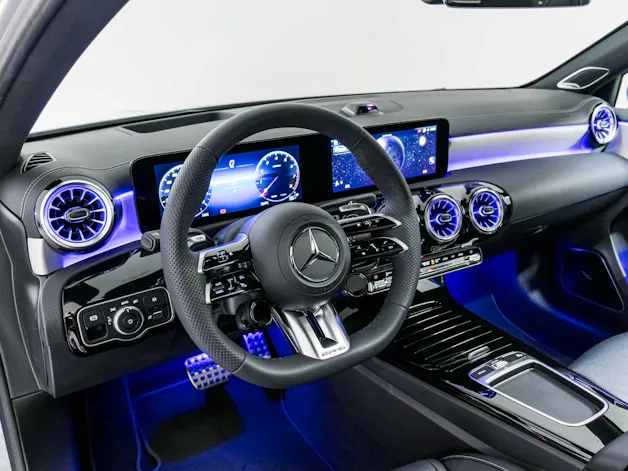 Mercedes-Benz A 35 AMG 4MATIC