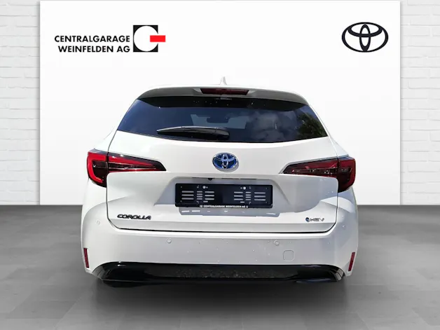 Toyota Corolla Touring Sports 2.0 HSD Swiss Edition
