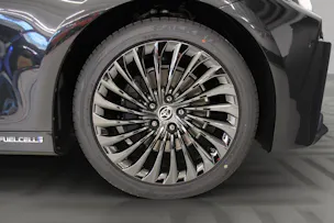 Toyota Mirai Fuel Cell Platinum