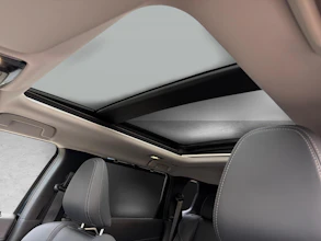 https://vehicle.imgix.net/4335869/8c910280-d029-4f77-abf9-6e3a780a9e0a.jpg
