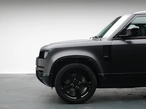 image du véhicule LAND ROVER Defender 110 3.0 D I6 350 X-Dynamic HSE