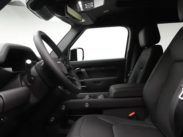 Land Rover Defender 110 3.0 D I6 350 X-Dynamic HSE