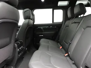 Land Rover Defender 110 3.0 D I6 350 X-Dynamic HSE