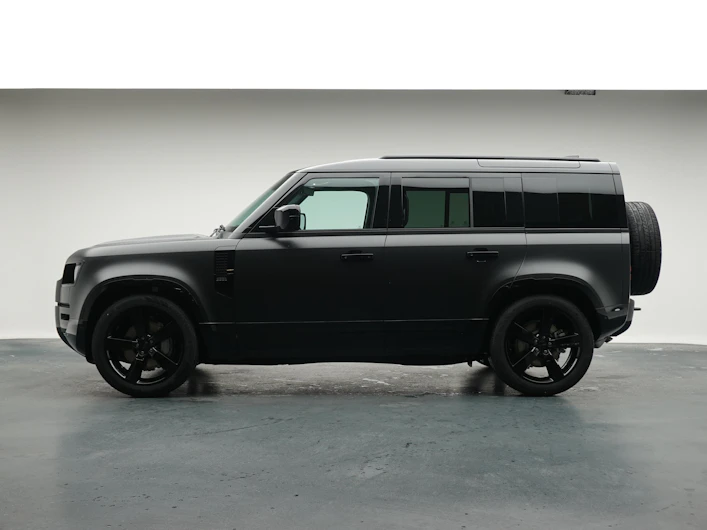 image du véhicule LAND ROVER DEFENDER