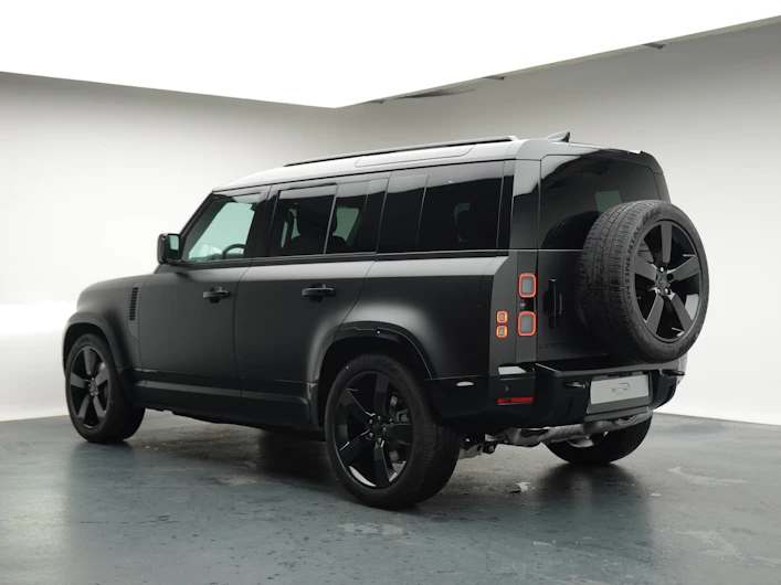 image du véhicule LAND ROVER DEFENDER