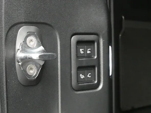 image du véhicule LAND ROVER Defender 110 3.0 D I6 350 X-Dynamic HSE
