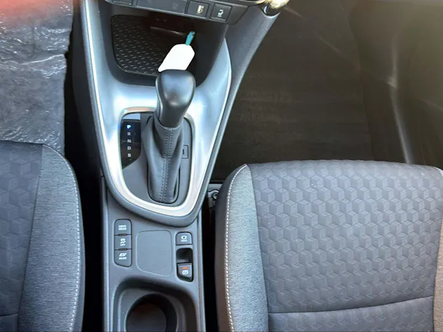 Toyota Yaris 1.5 VVT-i HSD Trend