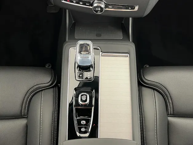 Volvo XC90 2.0 B5 MH Black Edition AWD