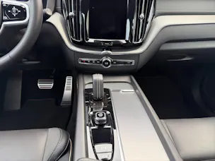 Volvo XC60 2.0 B5 MH R-Design AWD